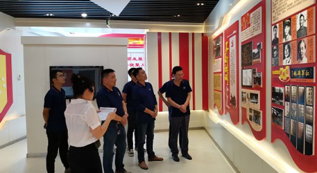 為慶祝建黨99周年, 九綿高速JL8總監(jiān)辦根據(jù)二公司安排深入開展“七一”系列活動，通過開展一次黨課、參觀黨員活動中心，用實際行動紀念慶祝建黨99周年