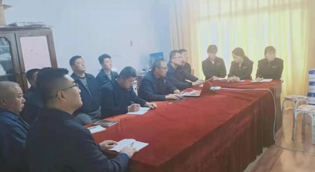 新寧高速總監(jiān)辦組織學(xué)習(xí)傳達(dá)總公司、一公司年會(huì)會(huì)議精神