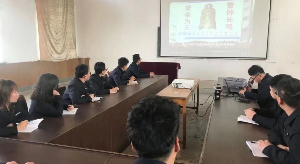 安全教育學(xué)習(xí)觀后感 安全教育學(xué)習(xí)觀后感