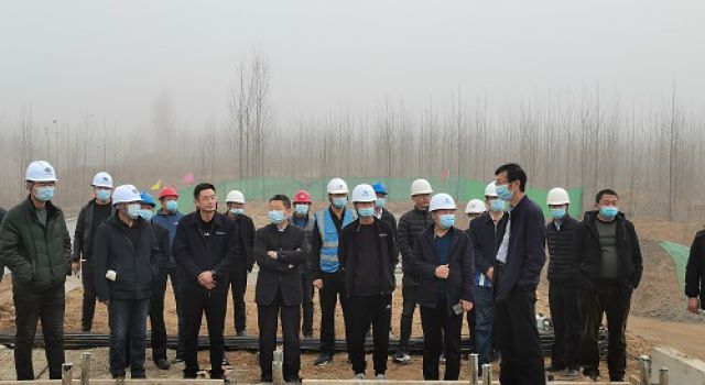 莒縣交通局組織2021年莒縣農(nóng)村公路危橋改造工程參建單位至姜家莊危橋改造工程項(xiàng)目現(xiàn)場(chǎng)進(jìn)行觀摩學(xué)習(xí)并召開交流學(xué)習(xí)會(huì)議