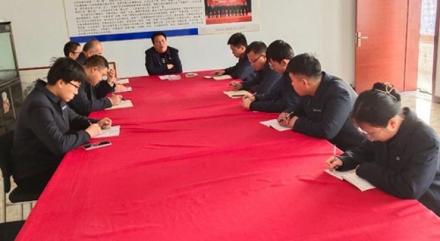 德州市S101濟(jì)徳線公鐵并行路段交通安全設(shè)施提升工程總監(jiān)辦召開安全生產(chǎn)，開工第一課