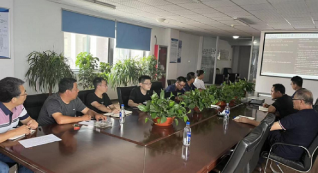 四公司魯山大道快速路監(jiān)理部組織召開綠化工程設(shè)計(jì)技術(shù)交底會(huì)