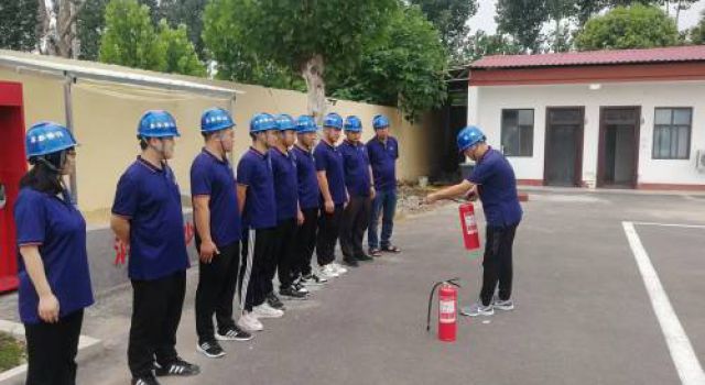 強化安全意識、筑牢安全“防火墻” ——許昌繞城XCZD-3駐地辦組織防火消防演練