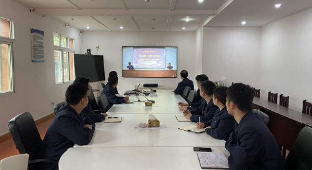 四川九綿高速JL8總監(jiān)辦傳達(dá)總公司、二公司2022年上半年會議精神