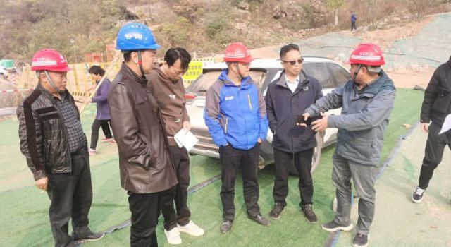 安鶴項目總監(jiān)辦對全線各標段施工點進行現(xiàn)場排查統(tǒng)計