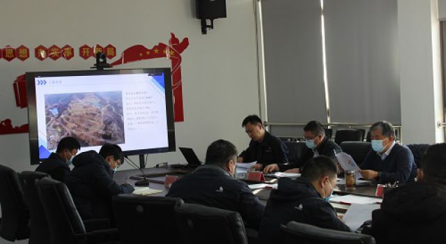 安鶴高速總監(jiān)辦組織召開質(zhì)量安全調(diào)度會(huì)