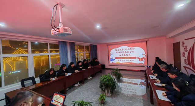 安羅高速總監(jiān)辦組織全體人員傳達公司2022年度工作報告和2023年工作要求