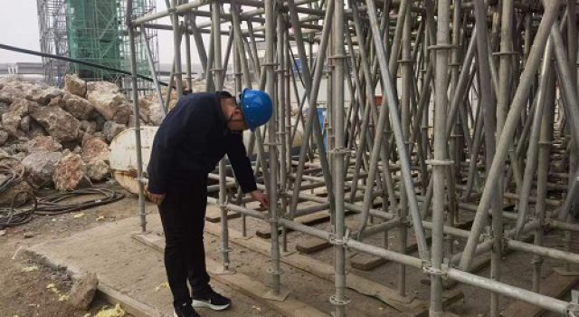 淄博市城市快速路網(wǎng)建設(shè)（一期）工程魯山大道項(xiàng)目復(fù)工復(fù)產(chǎn)安全大檢查