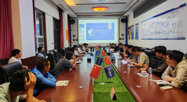 臨臨高速六駐地辦召開橋面系工程安全技術(shù)交底會(huì)