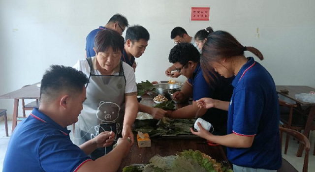 莒縣監(jiān)理處端午節(jié)前夕舉辦包粽子活動(dòng)
