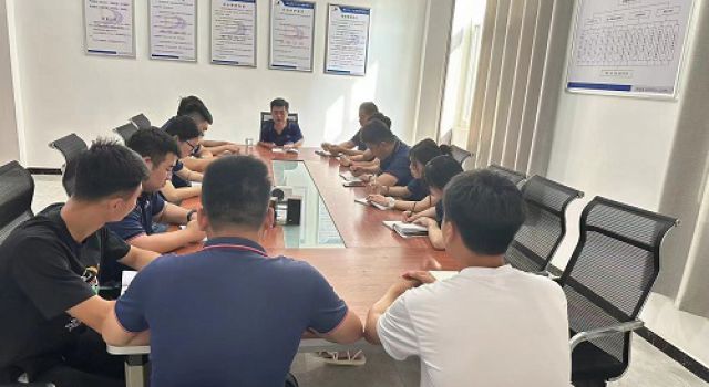 沂南縣X043葛岸線道路提升改造工程總監(jiān)辦召開(kāi)七月份工地例會(huì)