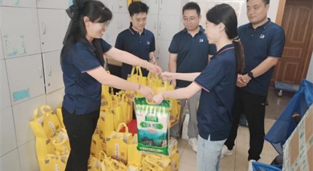 強(qiáng)基固本再奮楫、炎炎夏日送清涼