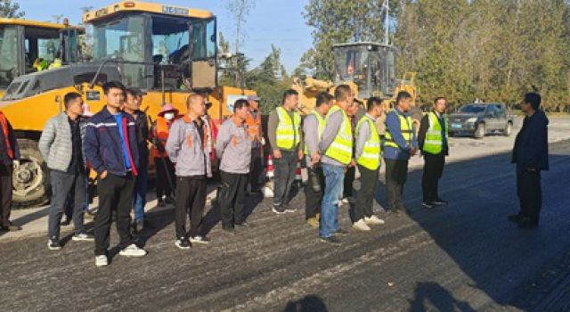 S241臨徐線召開LSPM-25施工現(xiàn)場(chǎng)交底會(huì)