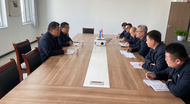 公司中心試驗(yàn)室對(duì)董梁沈新高速第一總試驗(yàn)室檢查驗(yàn)收