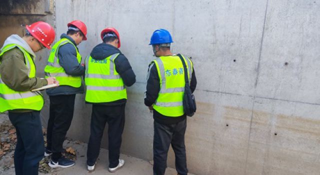 淄博市交通運(yùn)輸綜合行政執(zhí)法支隊(duì)委托第三方檢測(cè)單位對(duì)經(jīng)十路東延工程一合同進(jìn)行檢測(cè)