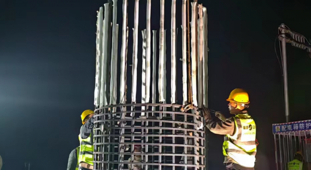 濟(jì)寧至商丘高速公路成武至曹縣段全面落實(shí)樁基施工建設(shè)標(biāo)準(zhǔn)化--鋼筋施工