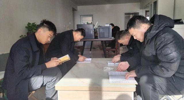 濟(jì)南繞高速大西環(huán)項(xiàng)目監(jiān)理組召開內(nèi)業(yè)資料整理會(huì)議