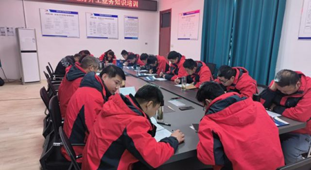 濟(jì)微高速一駐地辦組織開展開工前業(yè)務(wù)知識(shí)培訓(xùn)