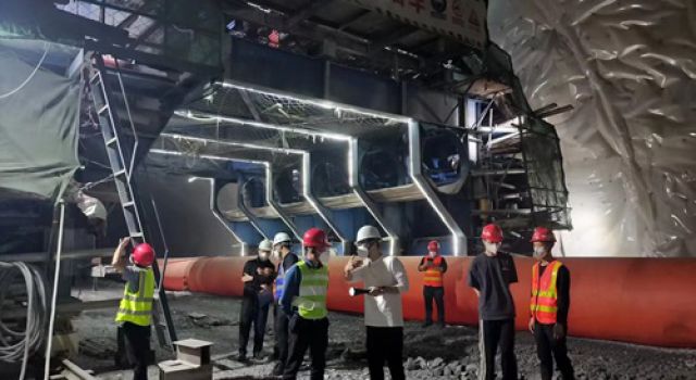 樂清市交通局對(duì)浙江省G104至S325連接線樂清柳市段（一期）工程開展“五一”節(jié)前安全生產(chǎn)大檢查