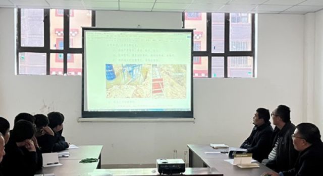 川藏公路G318線提質(zhì)改造工程項目總監(jiān)辦組織安全生產(chǎn)培訓