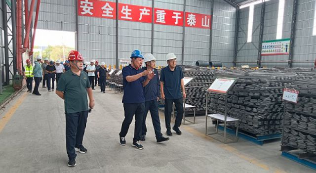 山東高速集團(tuán)對(duì)董梁沈新高速項(xiàng)目進(jìn)行2024年半年綜合檢查