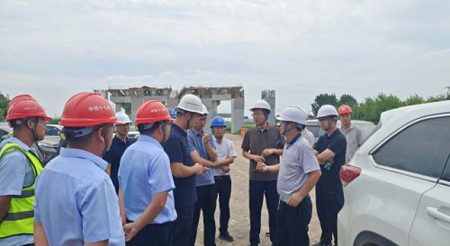 許昌繞城高速公路項目組織開展創(chuàng)優(yōu)調(diào)研推進(jìn)會