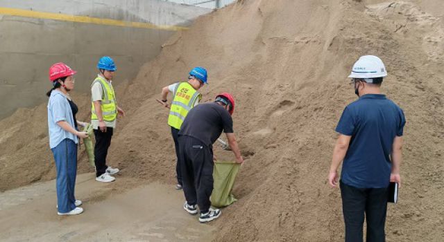 東泰咨詢安鶴高速總監(jiān)辦組織原材料交叉互檢活動(dòng) 東泰咨詢安鶴高速總監(jiān)辦組織原材料交叉互檢活動(dòng)